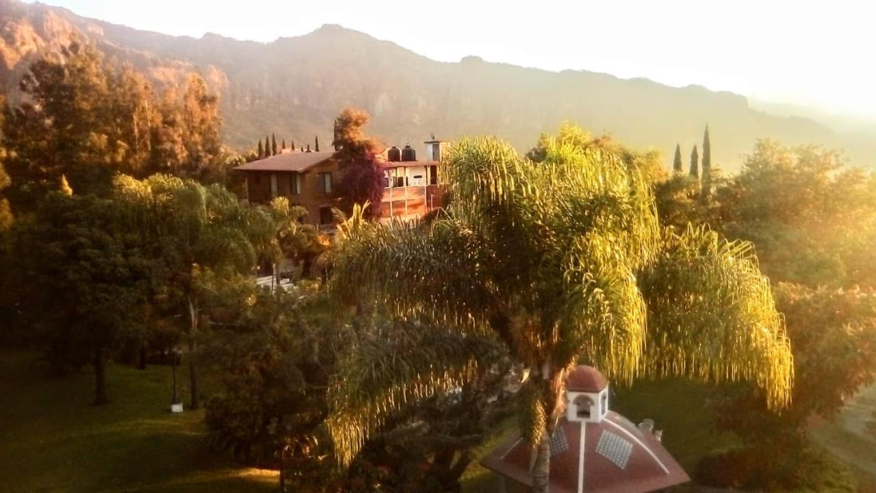 Hotel Quinta Del Sol Tepoztlan Exterior photo