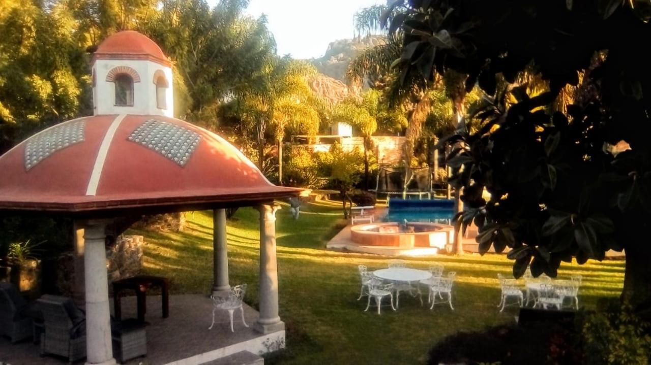 Hotel Quinta Del Sol Tepoztlan Exterior photo